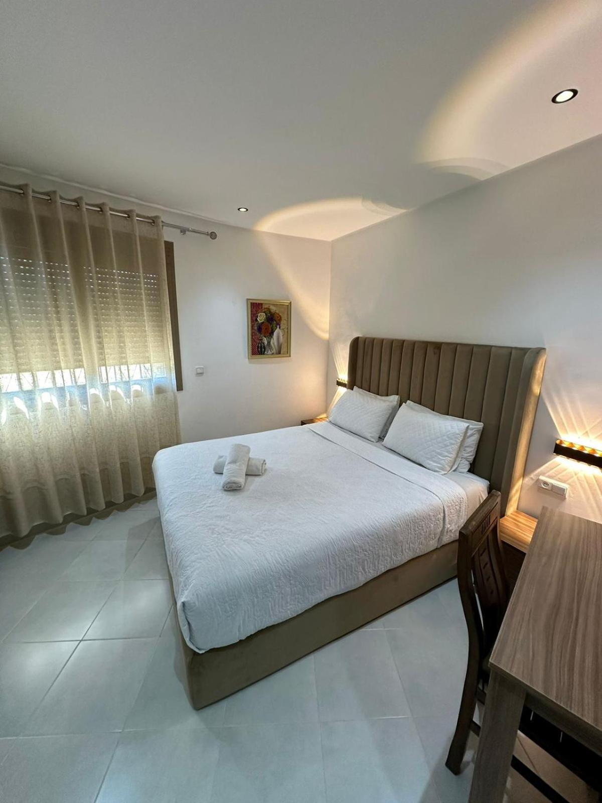 Appart Neuf Lumineux Climatise 1Ere Etage タンジェ エクステリア 写真
