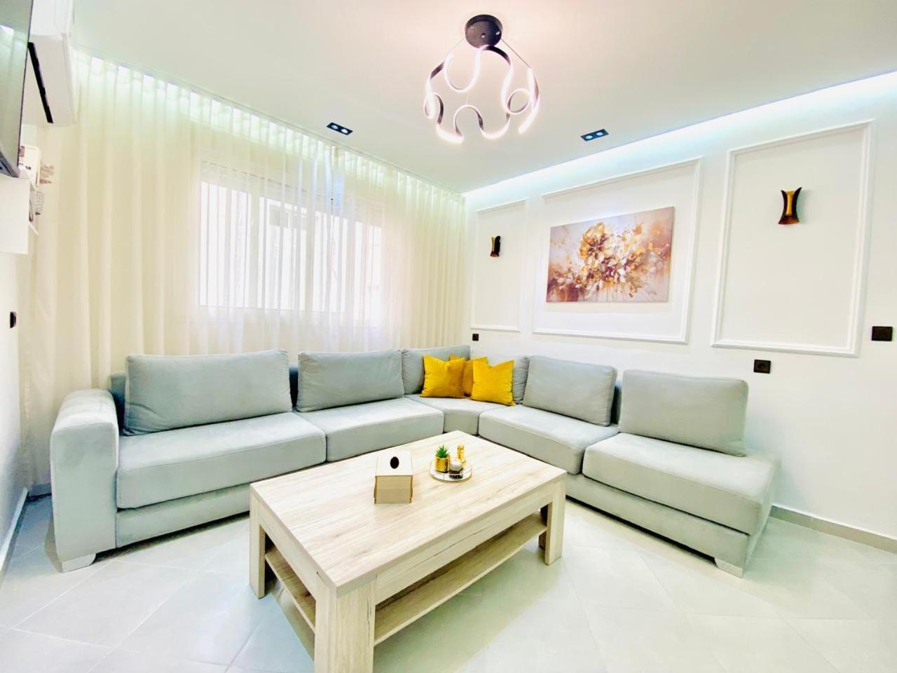Appart Neuf Lumineux Climatise 1Ere Etage タンジェ エクステリア 写真